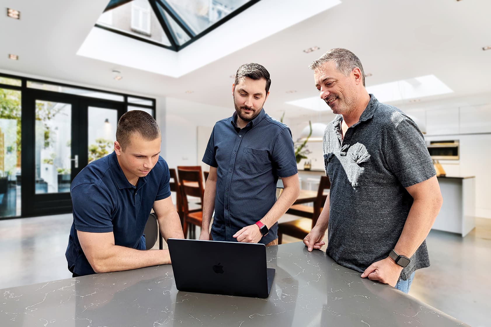 photo - Sharing an iGuide with the Team